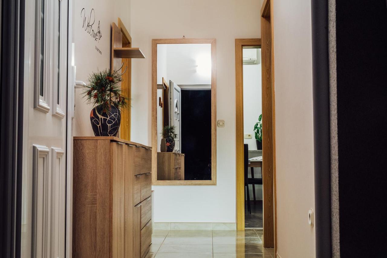 Apartments Essentia Podstrana Bagian luar foto